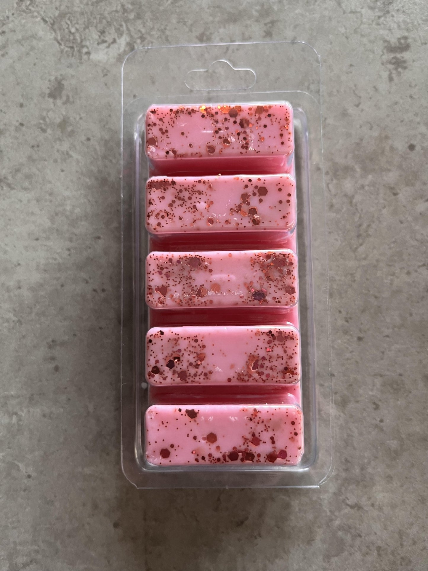 Strawberry and rhubarb soy wax melt - Selfish Fine Soaps